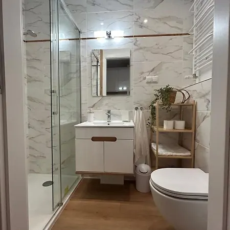 Pl. Wolności 6 * Poznań