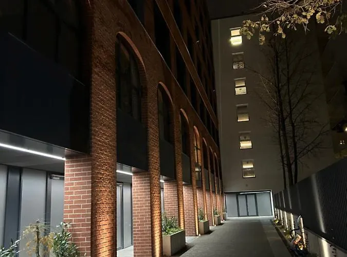 Pl. Wolnosci 6 * Poznań